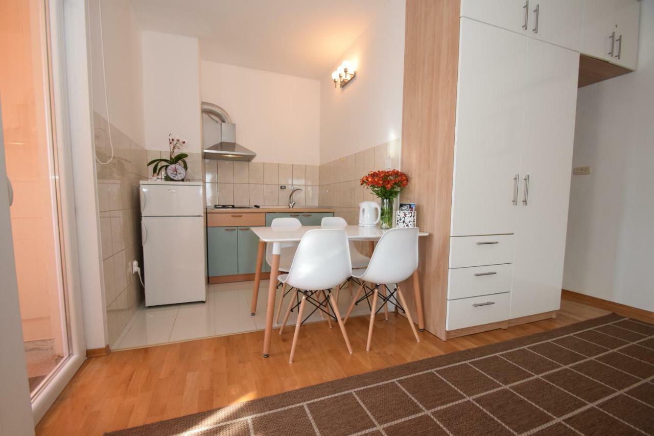 Apartment Smokrovic Стариград-Пакленица Экстерьер фото